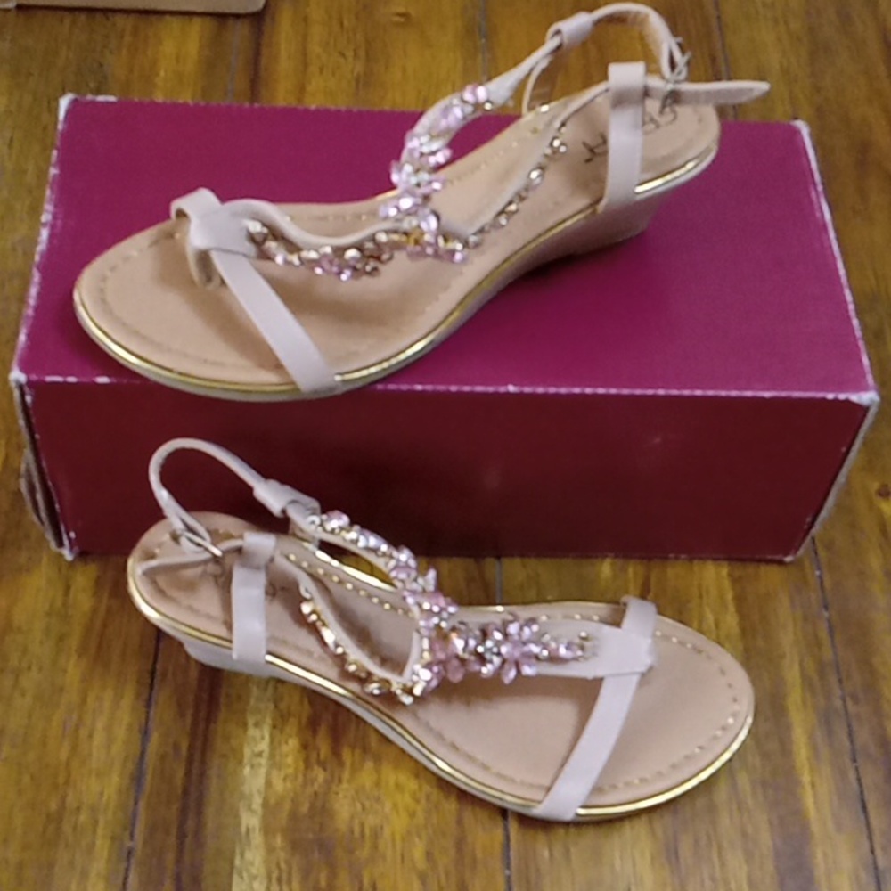 Frida sandals